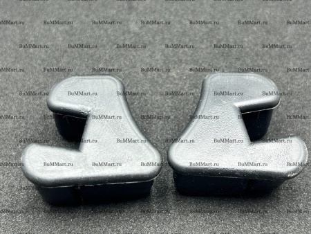 Заглушка пластиковая на стрингер (Левая) купить по выгодной цене 165 руб. в магазине 